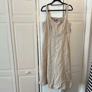 Elegant Beige Sleeveless Dress